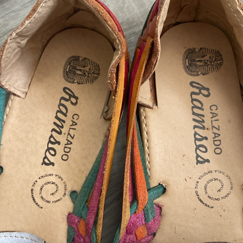 Sandals - Picture 5 of 5